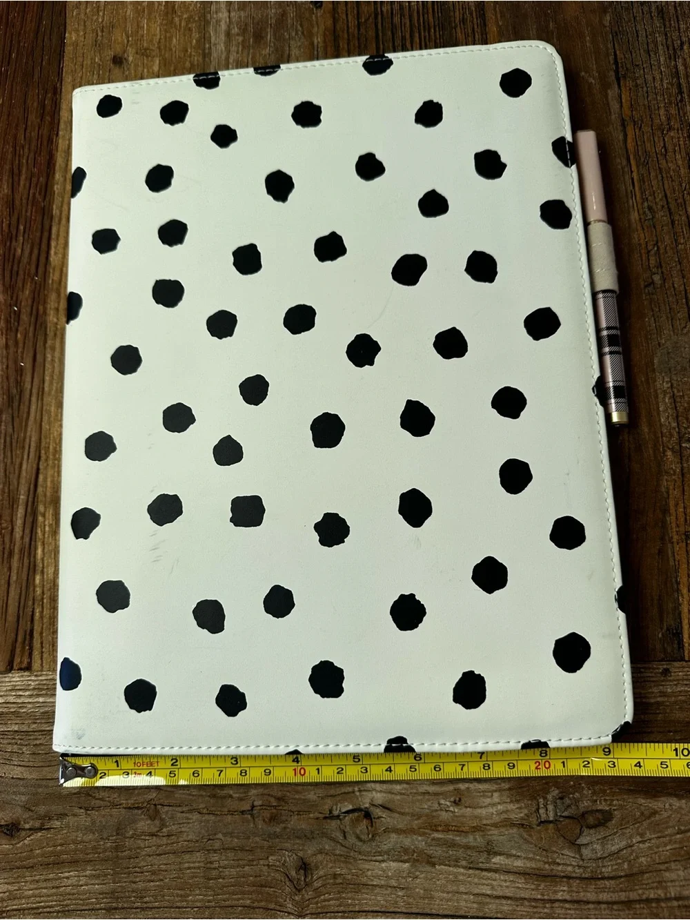 kate spade White cream with Black Polka Dot Tablet Folio
